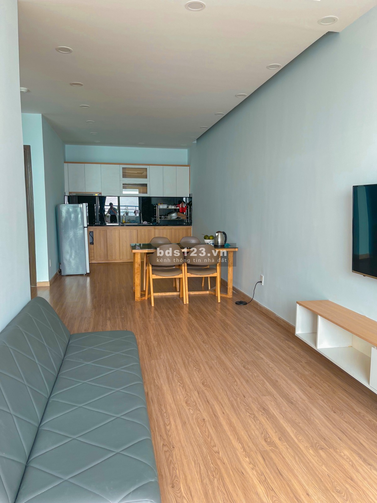 Bán căn hộ số 36 tòa OC1A chung cư Mường Thanh Viễn Triều view trực biển 70,56m2 giá 2,050 tỷ