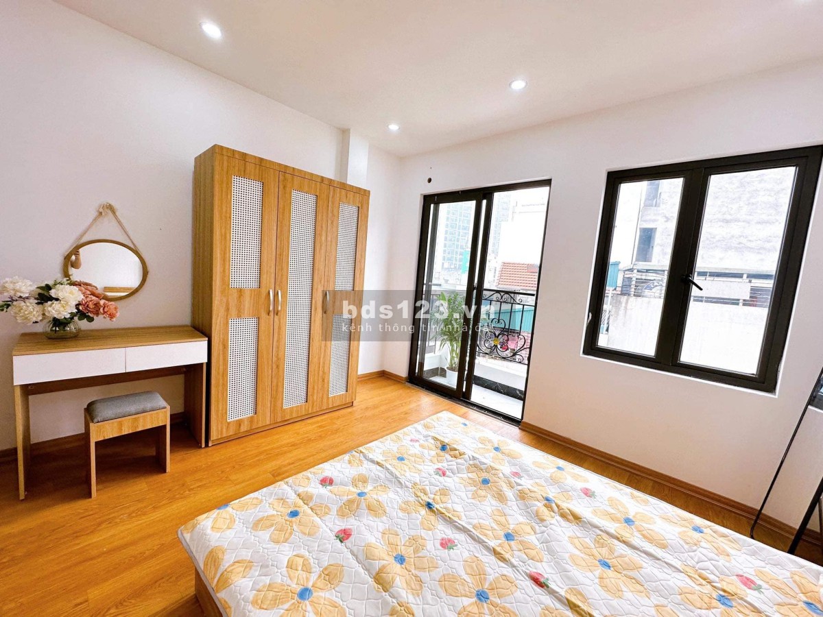Toà CCMN 13 phòng - Dòng tiền 750tr/năm - Ngõ thông Kinh doanh - 5 bước ra phố