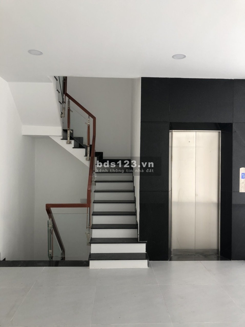 Cho thuê nhà phố làm văn phòng, kinh doanh giá chỉ 6 triệu/ tháng