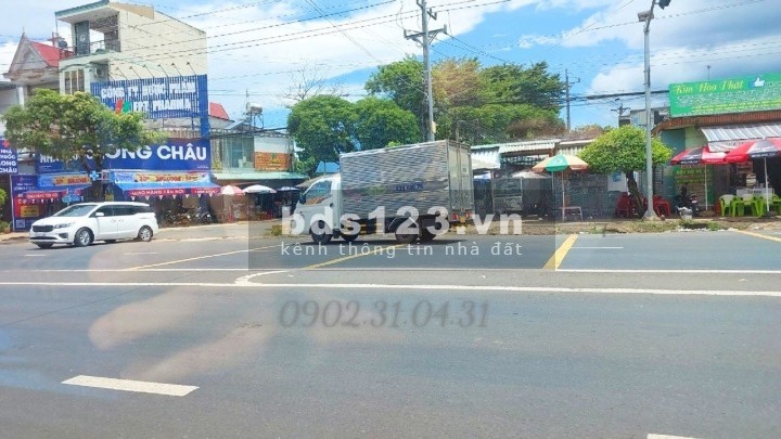 Tôi chính chủ cần sang gấp 820m2 ngay trung tâm Gò Dầu. Gía 550 triệu