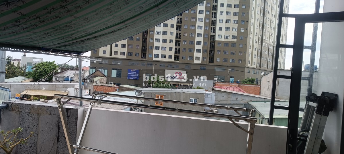 Cần bán nhà Hẻm Đối diện coop Bình Tân 2