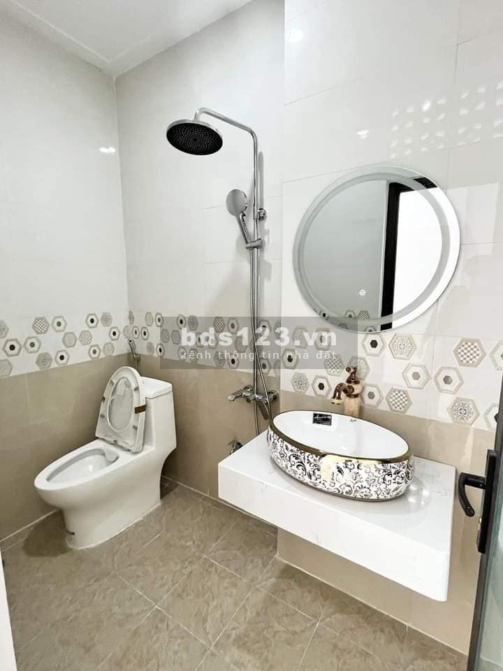 Căn hộ sổ riêng, nằm ngay Pandora Trường Chinh, giá 830 triệu /2PN, bao phí, sang tên 0932203848