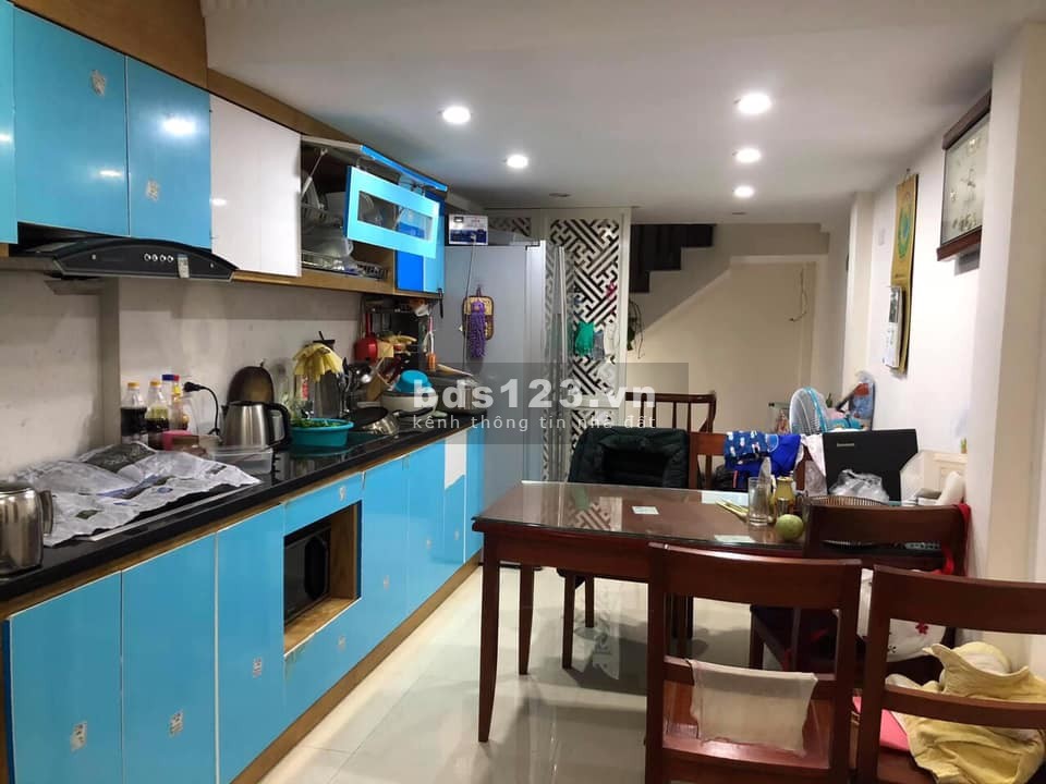 Chủ cần bán GẤP nhà Lê Thanh Nghị 38m2, 3 ngủ, KINH DOANH, chỉ nhỉnh 8 tỷ.