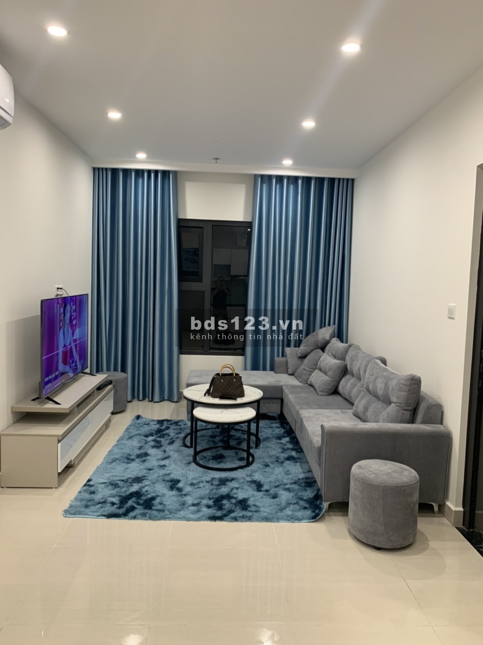 Cho thuê căn hộ 2n2wc tại s402 vinsmart chỉ 10tr