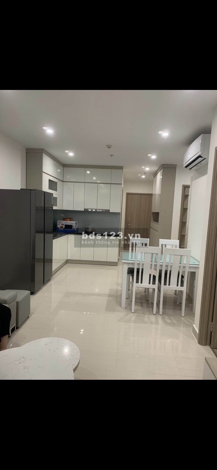 Cho thuê căn hộ 2n2wc tại s402 vinsmart chỉ 10tr