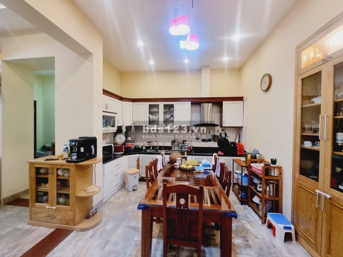 Bán nhà chỉ với 3,8tỷ 30m2 mặt tiền ngõ 80 Nhân Hòa