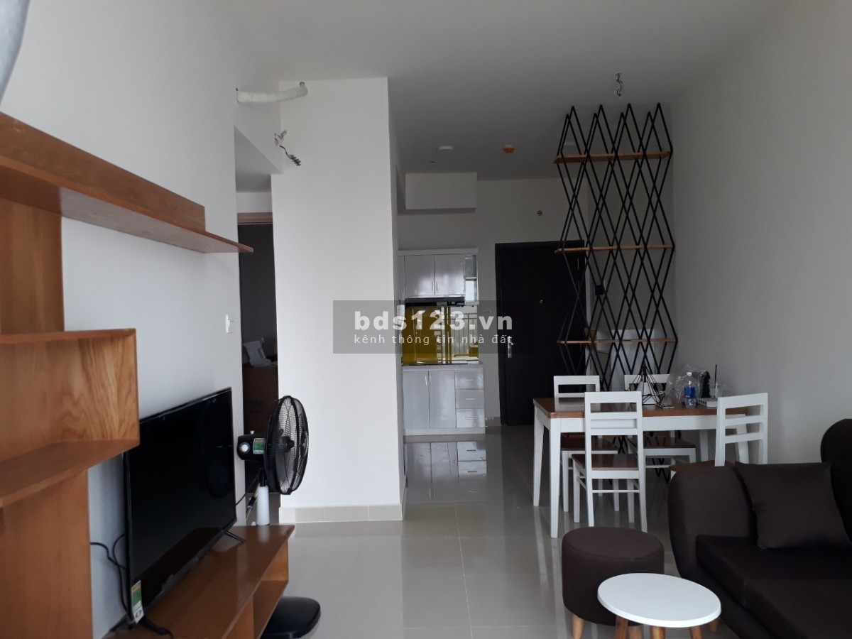 Chủ nhà đi định cư nước ngoài cần bán gấp căn 2pn 1wc The Sun Avenue mặt tiền Mai Chí Thọ quận 2