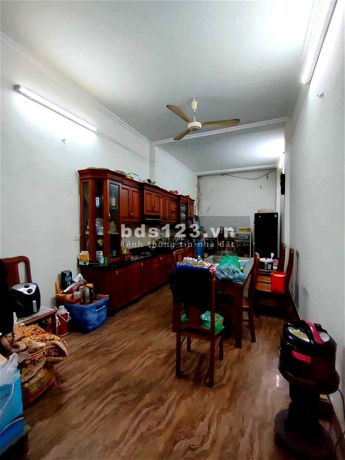 Bán nhà 72m2 x4 tầng phố Nguyễn Sơn Ô Tô đỗ cửa.