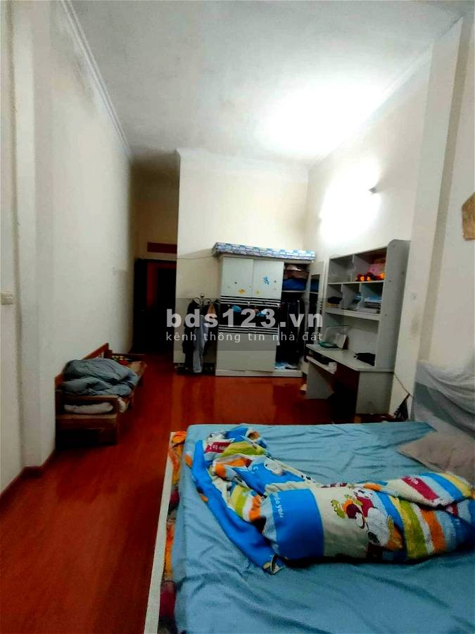 Bán nhà 72m2 x4 tầng phố Nguyễn Sơn Ô Tô đỗ cửa.