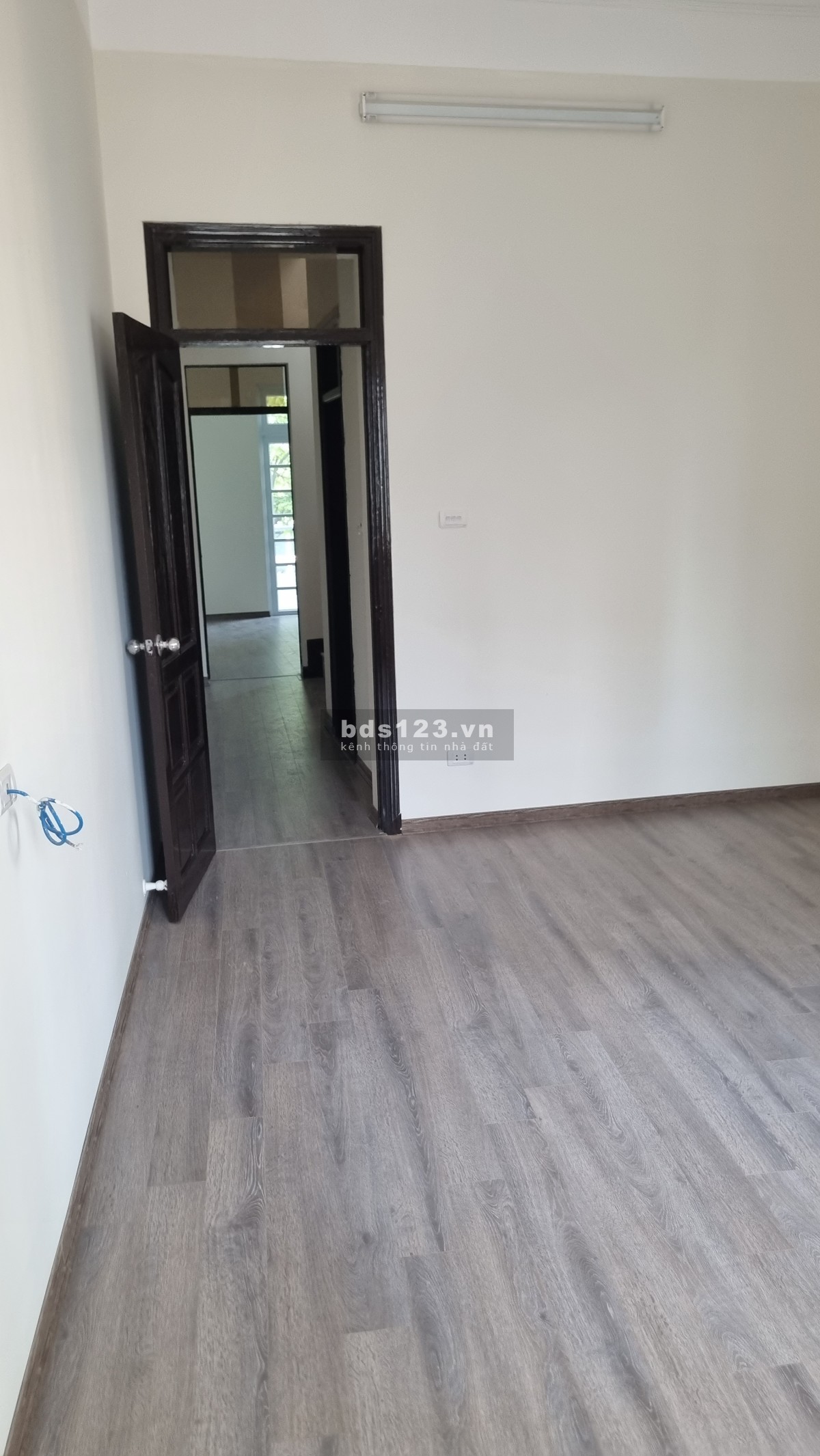 Chính chủ cho thuê nhà 85 mặt phố Thụy Khuê giá 30tr. Nhà mới đẹp chưa ai ở.