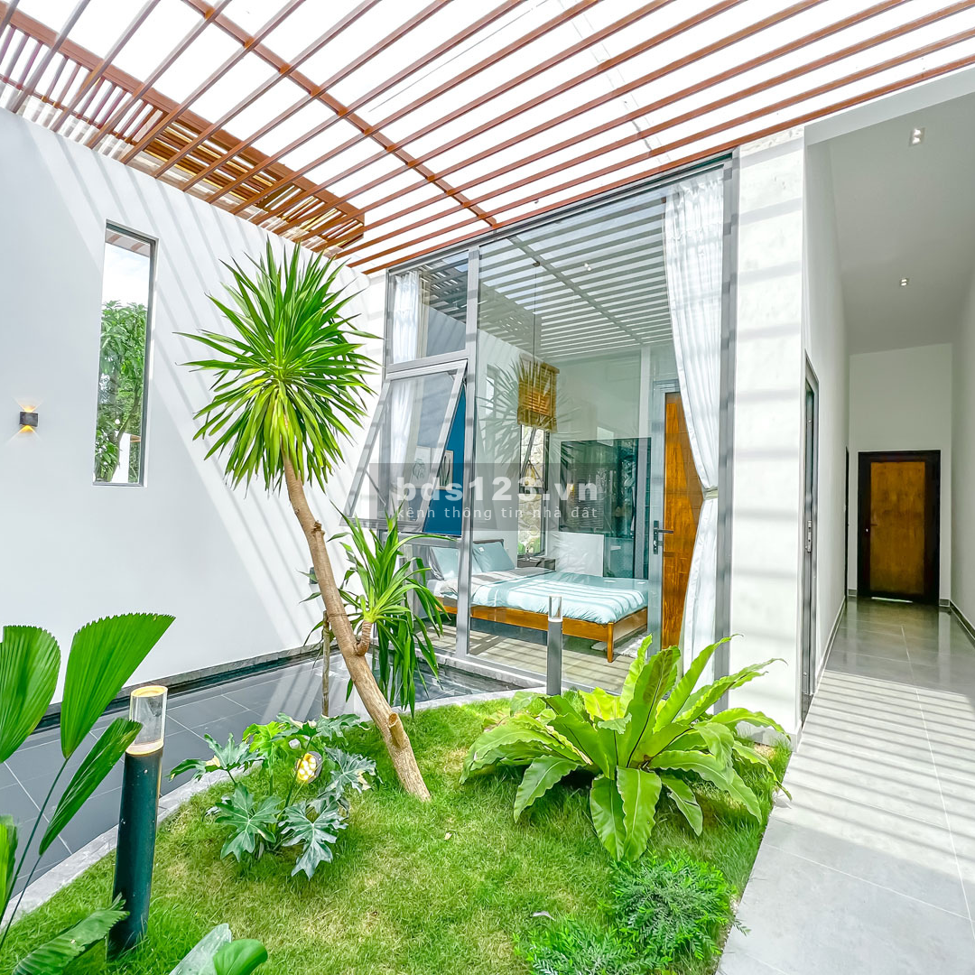 Nhà phố vườn cách biển Lộc An 5KM - Dân cư dân trí cao