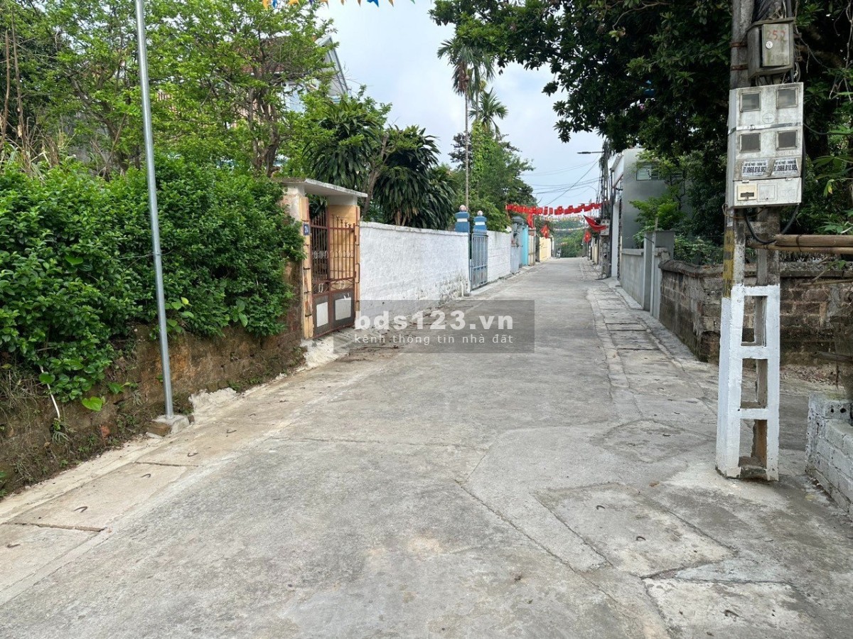 Bán nhanh lô đất sát phường sổ đỏ Hà Nội chính chủ chỉ 798tr đường ô tô tránh, giá cực tốt