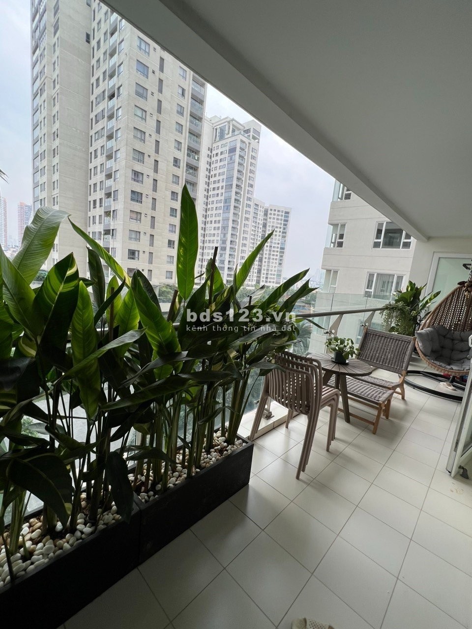 Tận hưởng cuộc sống chất lượng cùng Diamond Island - bán nhanh căn hộ 3PN, 219m2