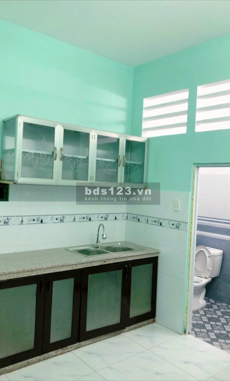Chính chủ ra gấp nhà chợ đầu mối Hóc Môn, 62m2 Sổ sẳn chỉ 715tr