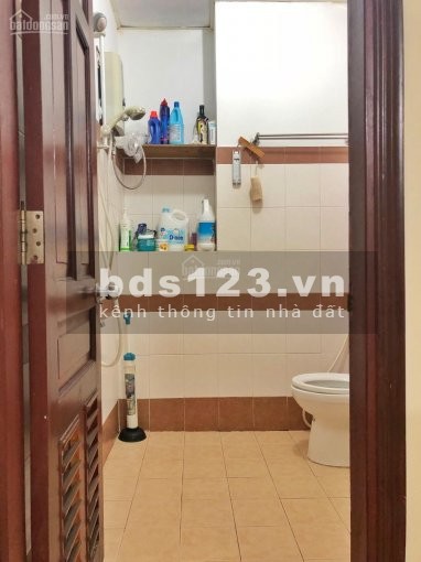 Bán CC Khánh Hội 1, diện tích 76m2, 2PN, 1WC, giá 2,7 tỷ