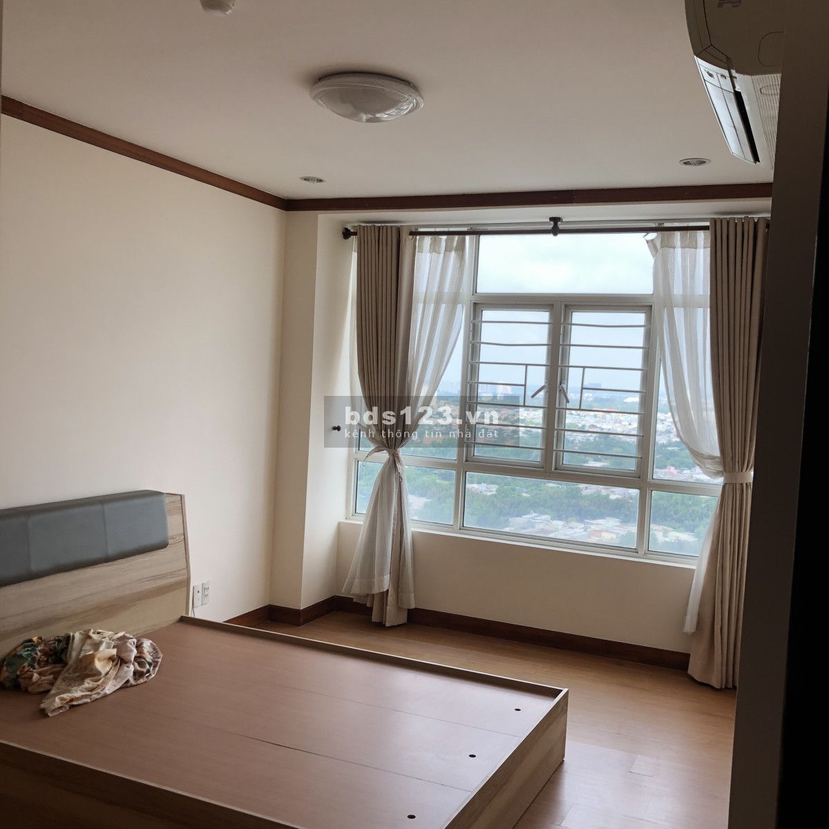 Cho thuê căn hộ chung cư Giai Việt Tạ Quang Bửu Q.8 có 3 Phòng ngủ