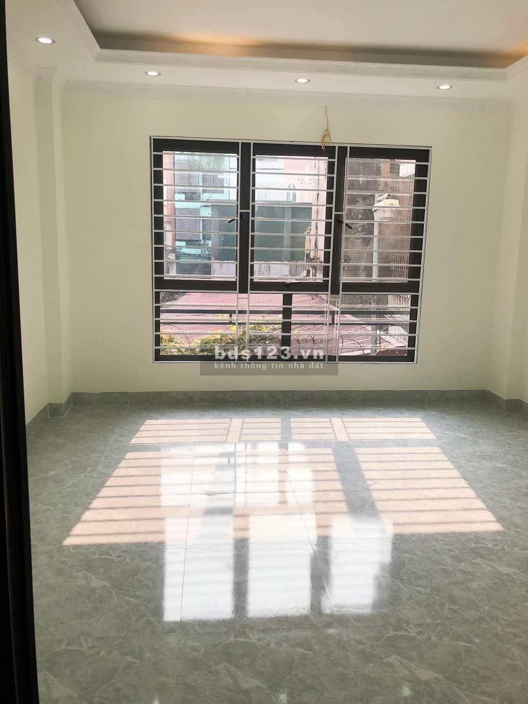 Bán nhà Lĩnh Nam, Hoàng Mai. Mới kinh koong