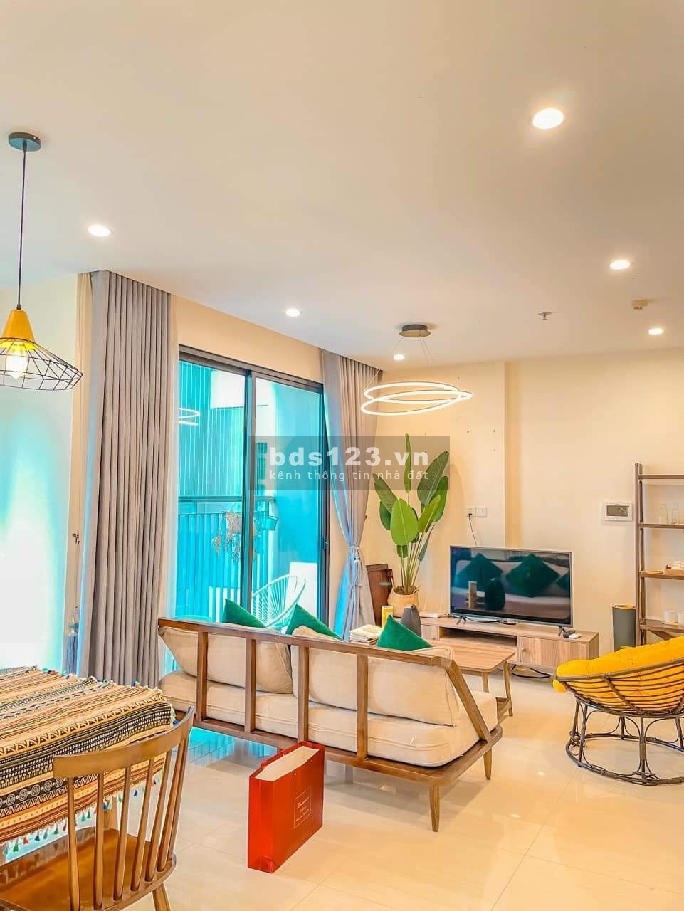 Chính chủ cho thuê căn hộ 2 phòng ngủ view hồ siêu đẹp Vinhomes Ocean Park Gia Lâm
