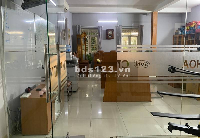 Chính chủ cho thuê căn nhà 2 MT ngay khu biệt thự Thạnh xuân Q12