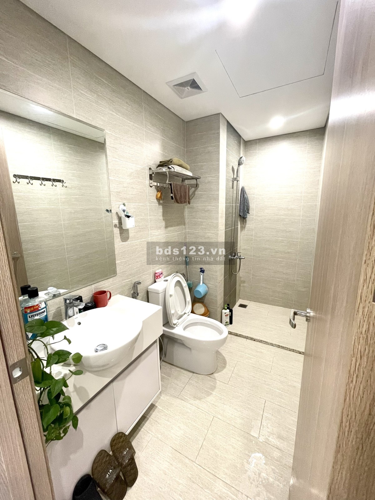 0961711555 Duy nhất 1 căn 3PN 2WC 81m2 giá 2,75 tỉ tại chung cư Vinhomes Smart City