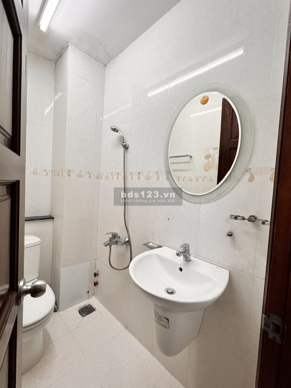 Cho thuê căn hộ dịch vụ cao cấp đường số 25, Tân Quy, quận 7