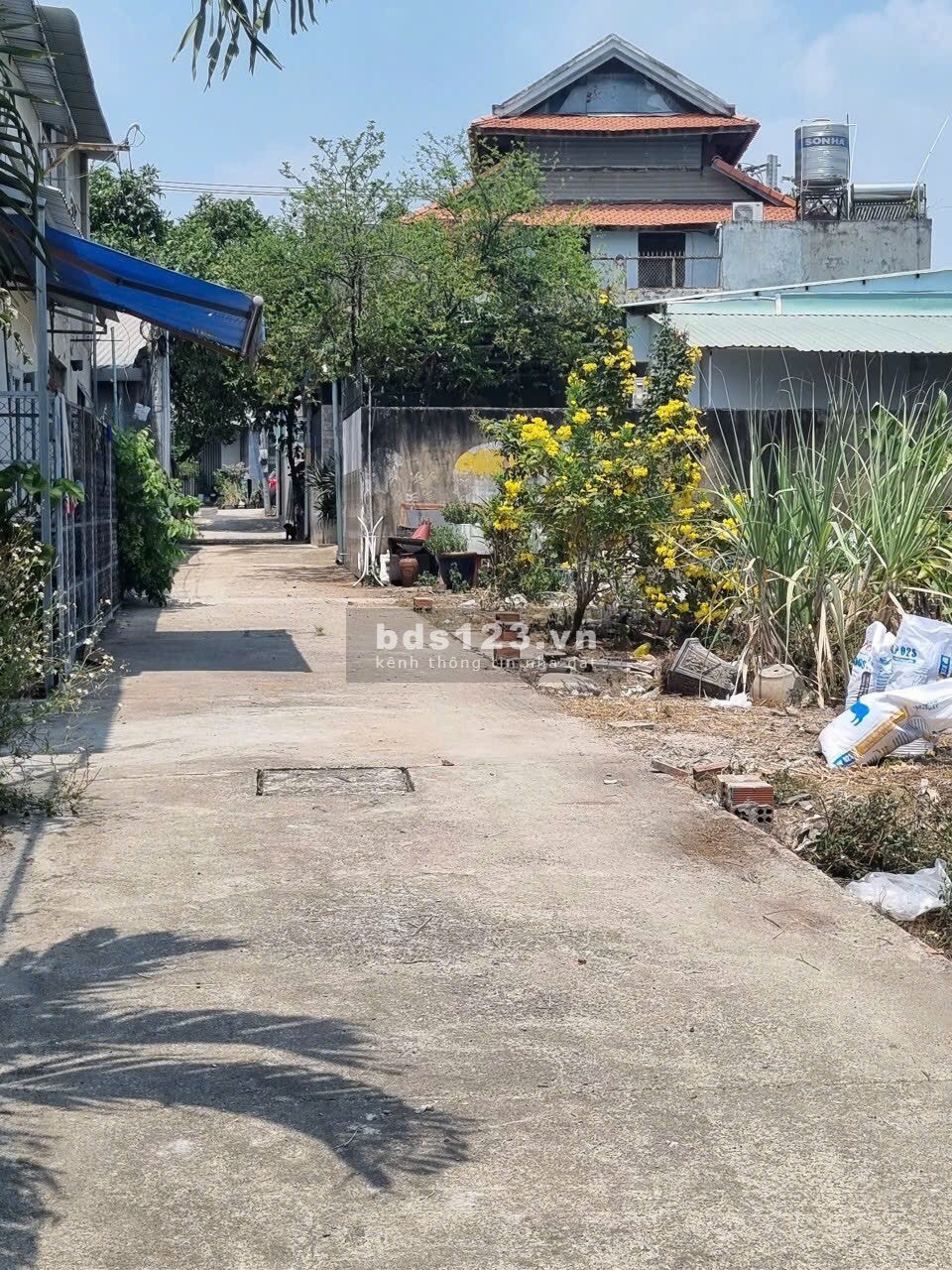 Bán 65m2 đất ở Hoàng Hữu Nam Q9, gần BV, BX ga metro, Lê Văn Việt , giá 2 tỷ 65