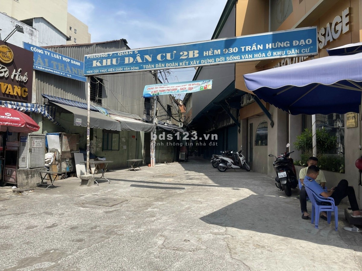 Bán nhà cách mặt tiền Trần Hưng Đạo 50M - Hẻm 930 - Vị trí trung tâm Q5 - 3.1x9m - 2 tầng