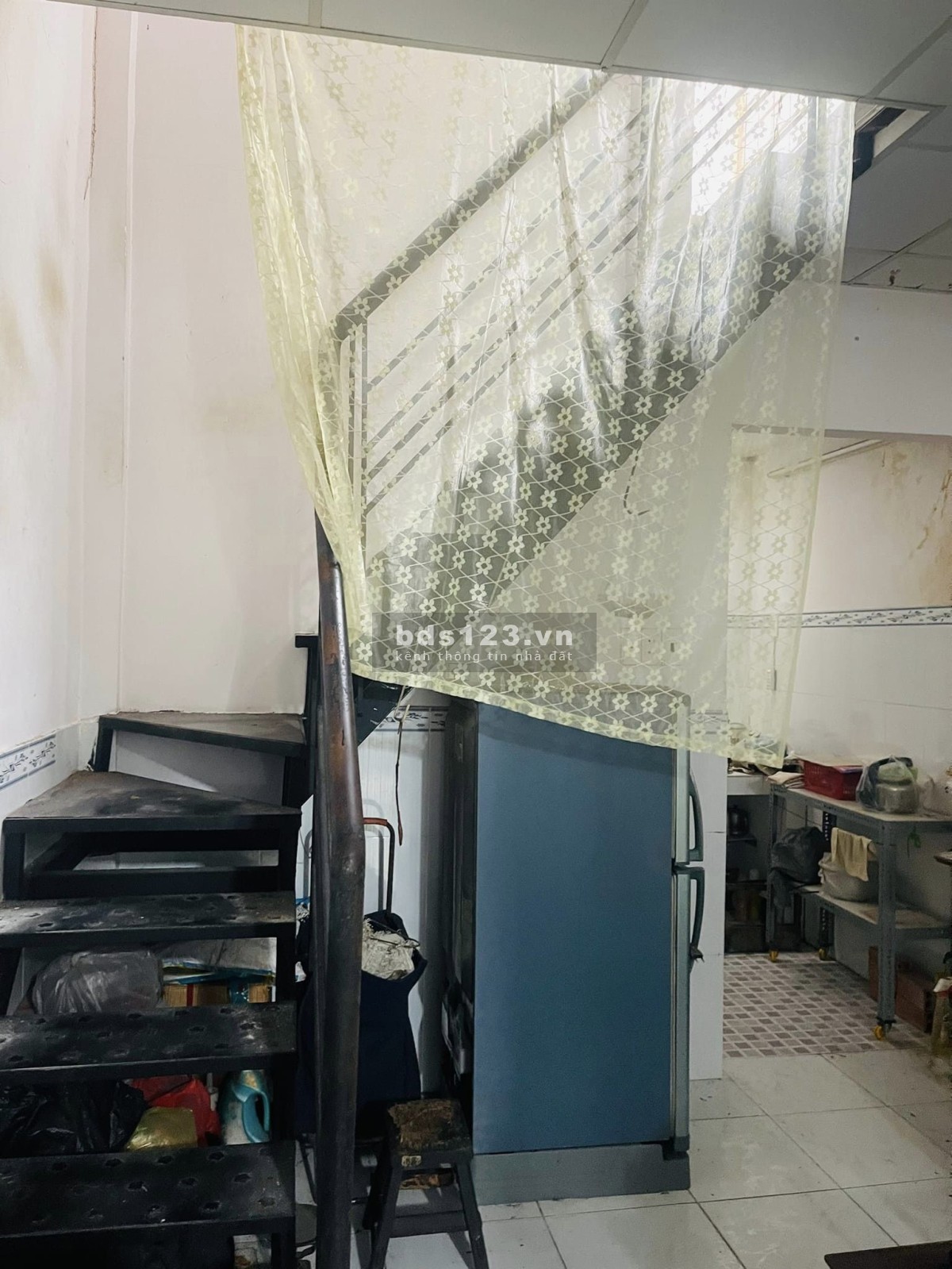 Bán nhà cách mặt tiền Trần Hưng Đạo 50M - Hẻm 930 - Vị trí trung tâm Q5 - 3.1x9m - 2 tầng