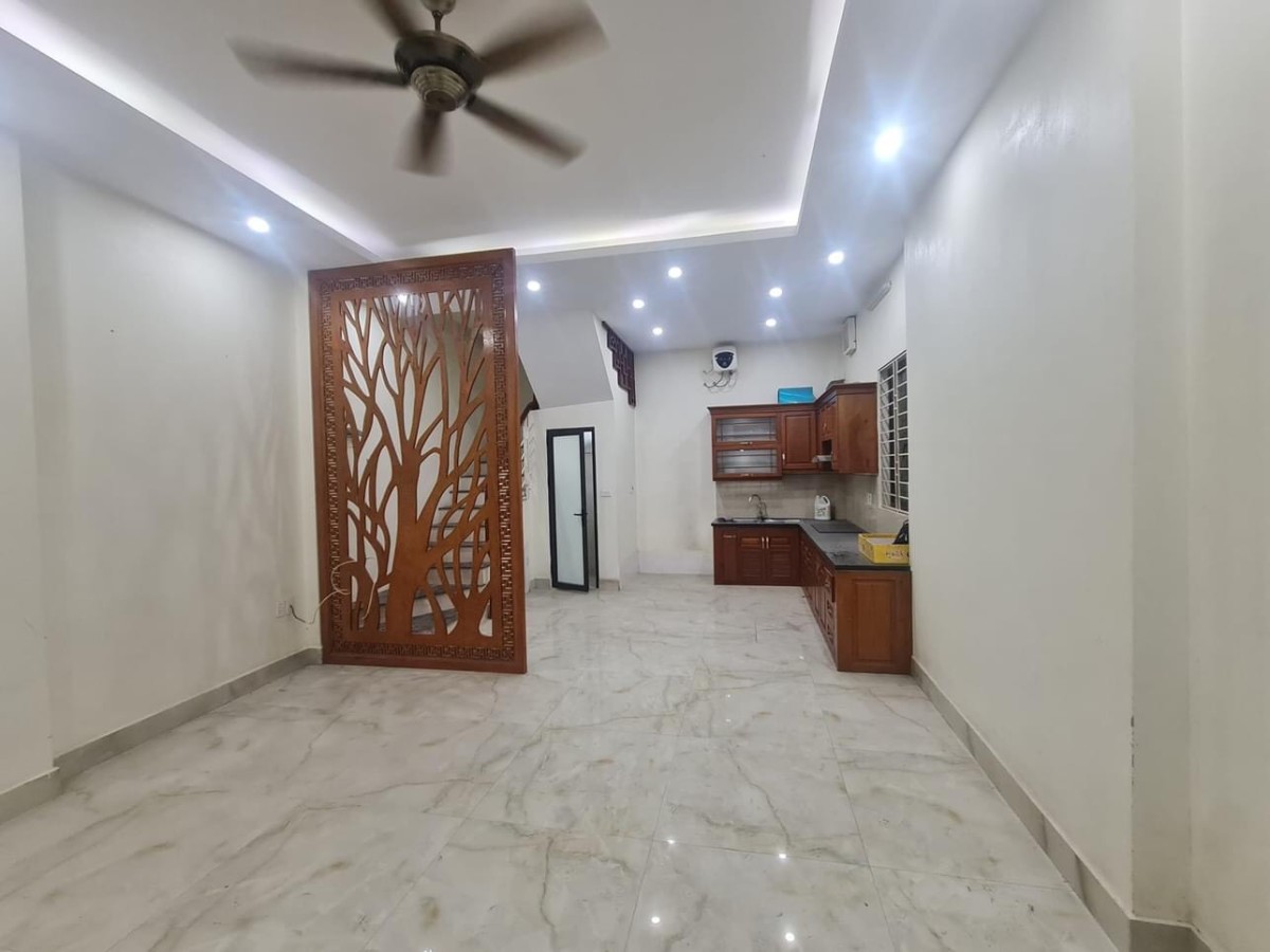 Bán nhà Mễ Trì Hạ 4 tầng, do chủ nhà tự thiết kế xây dựng, đầy đủ công năng cho gia đình 2 thế hệ