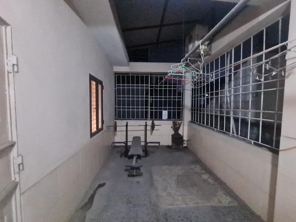 Bán nhà Mễ Trì Hạ 4 tầng, do chủ nhà tự thiết kế xây dựng, đầy đủ công năng cho gia đình 2 thế hệ