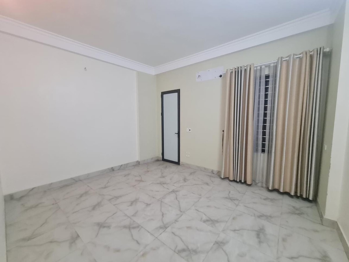 Bán nhà Mễ Trì Hạ 4 tầng, do chủ nhà tự thiết kế xây dựng, đầy đủ công năng cho gia đình 2 thế hệ