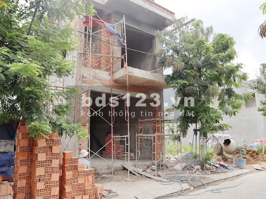 Bán đất thổ cư 100%, hạ tầng đồng bộ điện âm nước máy đầy đủ, sát chợ kinh doanh được ngay