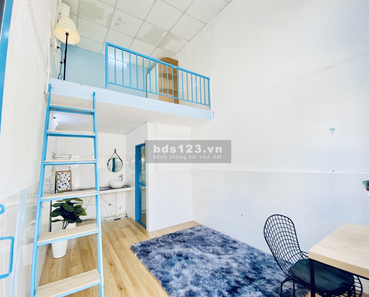 Căn hộ Duplex, trần cao ko lo đụng đầu, nội thất đầy đủ, đầy đủ tiện nghi