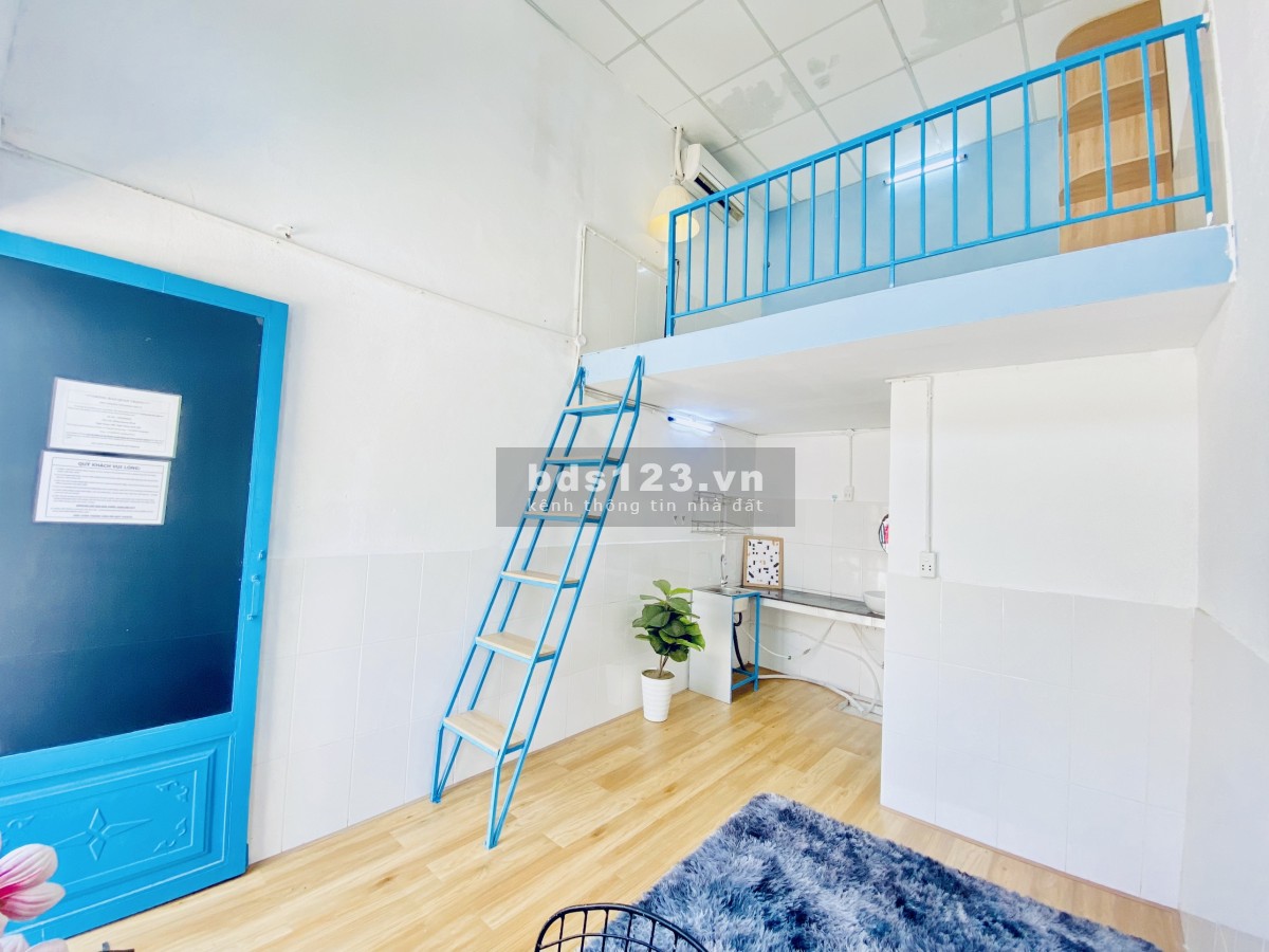 Căn hộ Duplex, trần cao ko lo đụng đầu, nội thất đầy đủ, đầy đủ tiện nghi