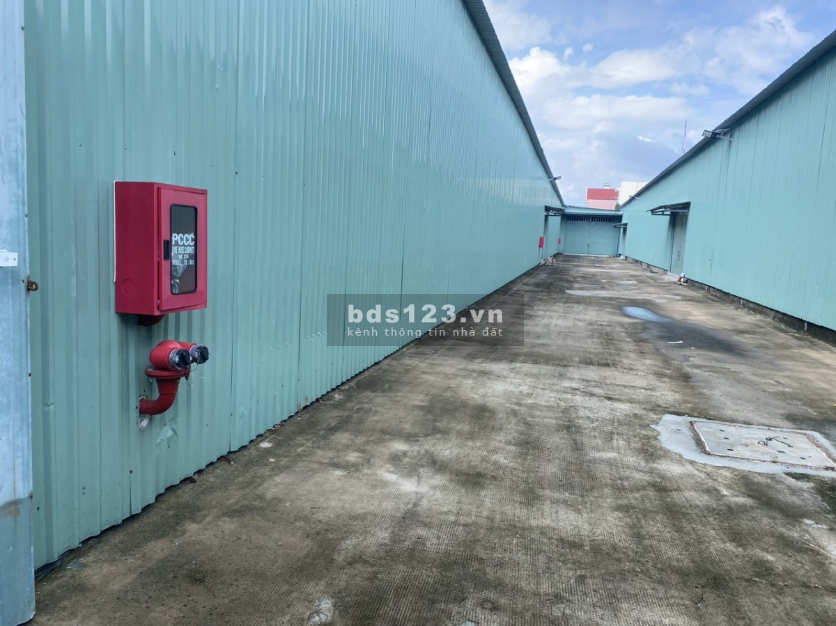 Chính chủ cho thuê kho bãi tại trung tâm quận 12