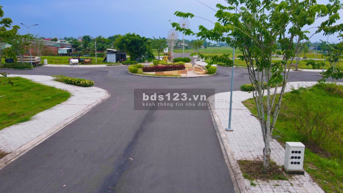 Chỉ 550 triệu sở hữu nền đất tiềm năng MT QLN2 , Đối diện sân golf 27 lỗ lớn nhất khu tây