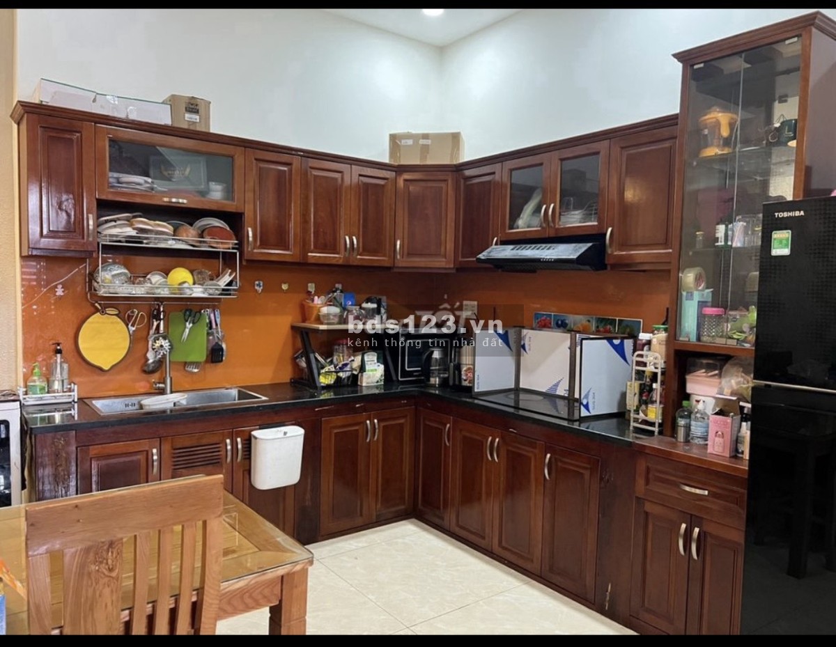 Bán nhà 2 lầu hẻm xe hơi đường số 12 ,P.Tam Bình TP Thủ Đức