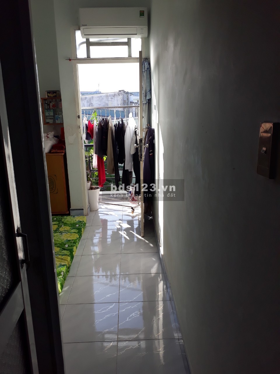 Nợ ngân hàng cần bán gấp nhà hẻm xe hơi Nhà Bè, sổ hồng chính chủ