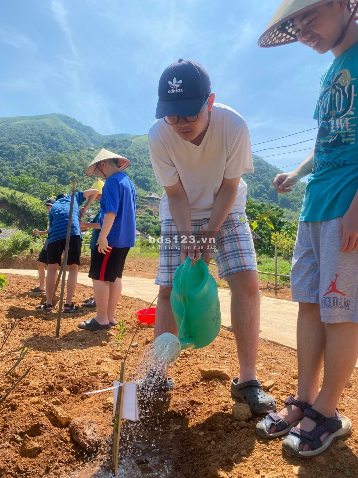 Bán đất khu du lịch đang phát triển cực kỳ tiềm năng tại cao phong hòa bình giá chỉ hơn 1tr/m2