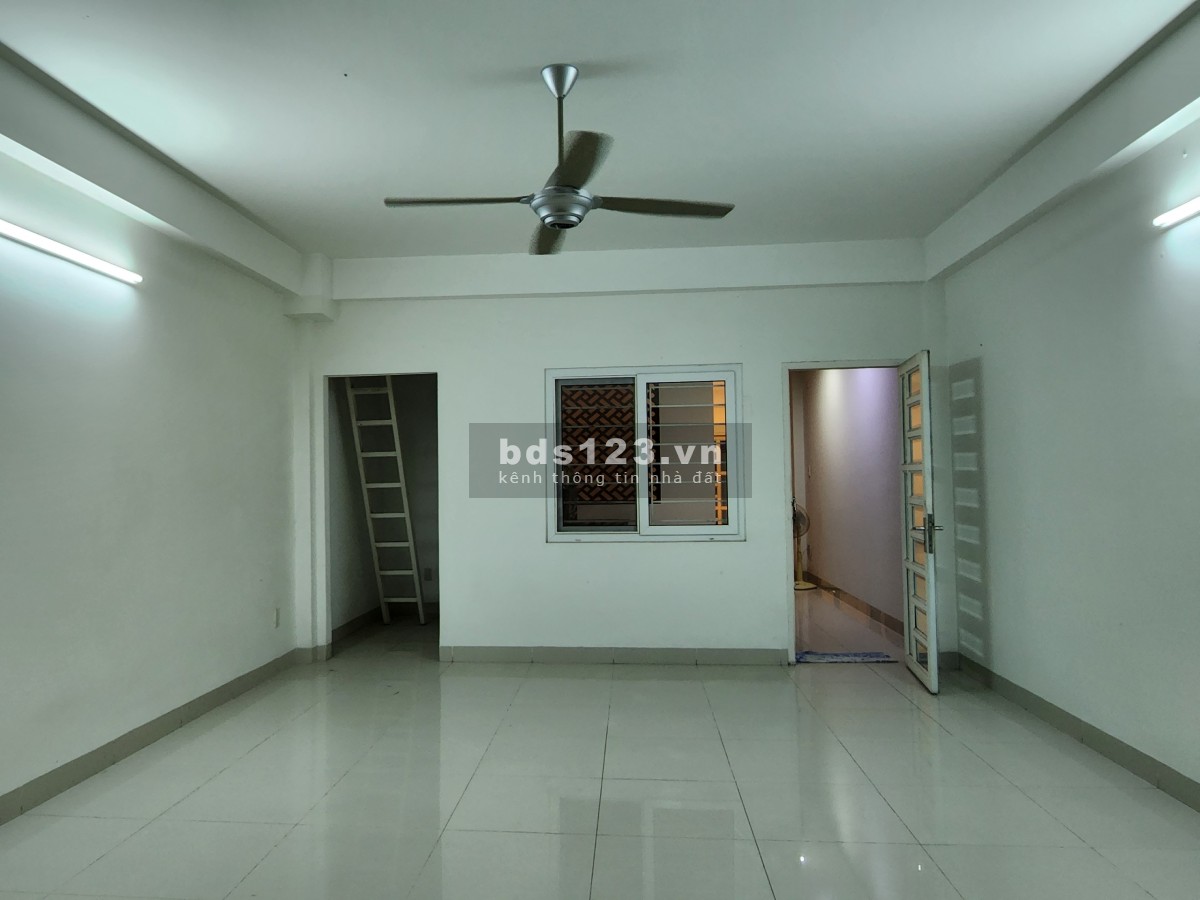Bán nhà phố cao cấp 3 lầu khu nhà ở Nam Long, Tân Thuận Đông Q7