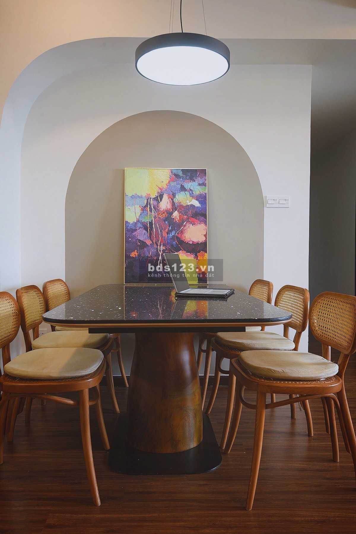 Bán căn hộ siêu xinh 10 điểm 0 nhưng, cần bán tại The Sun Avenue đây cô bác ơi