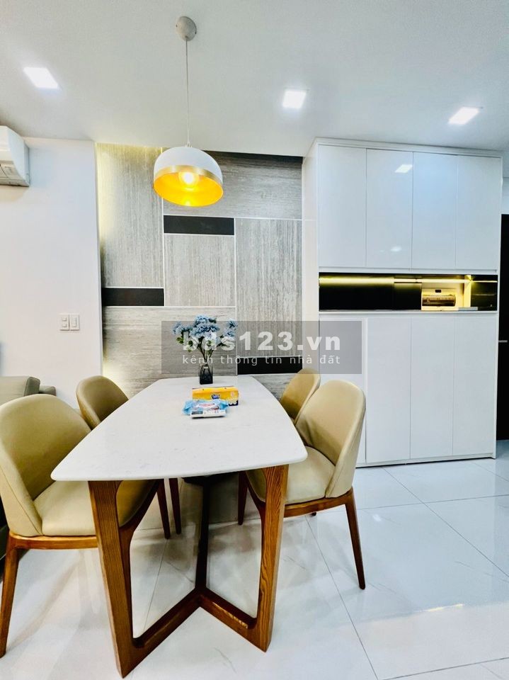 826 triệu sở hữu căn hộ 2PN, DT 56m2, SHR, view hồ bơi Phan Huy ích 0395171772