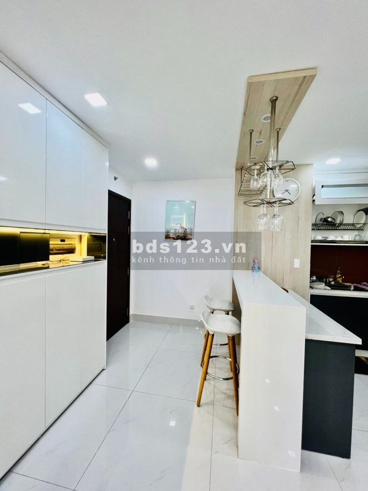 826 triệu sở hữu căn hộ 2PN, DT 56m2, SHR, view hồ bơi Phan Huy ích 0395171772