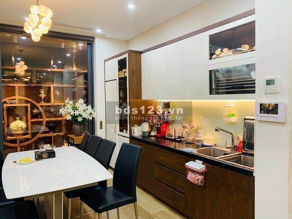 Nhỉnh 3 tỷ có ngay nhà đẹp Nguyễn Đức Cảnh. Hoàng Mai, 40m x 4t, lô góc 2 mặt thoáng 0834922234.
