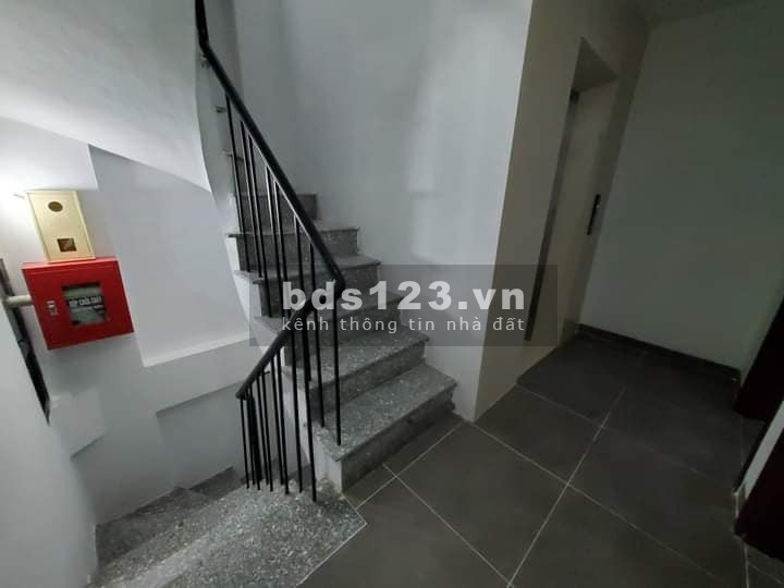 Bán Nhà Chung Cư Mi Ni Khâm Thiên, Đống Đa 98m, 8 tầng, mặt tiền 9m, giá 20.5 tỷ.