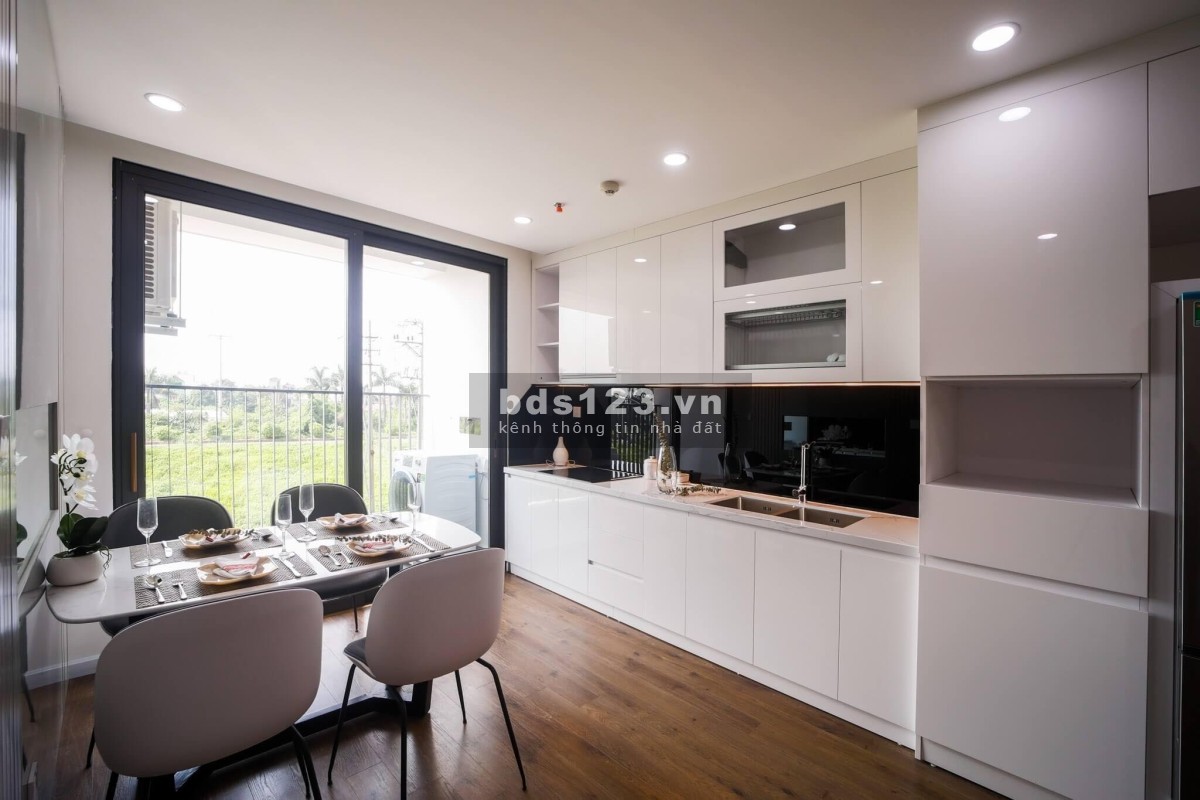 Bán chung cư AQH Riverside, căn ngoại giao 2PN, DT 73m², gần trung tâm giá 2,6 tỷ