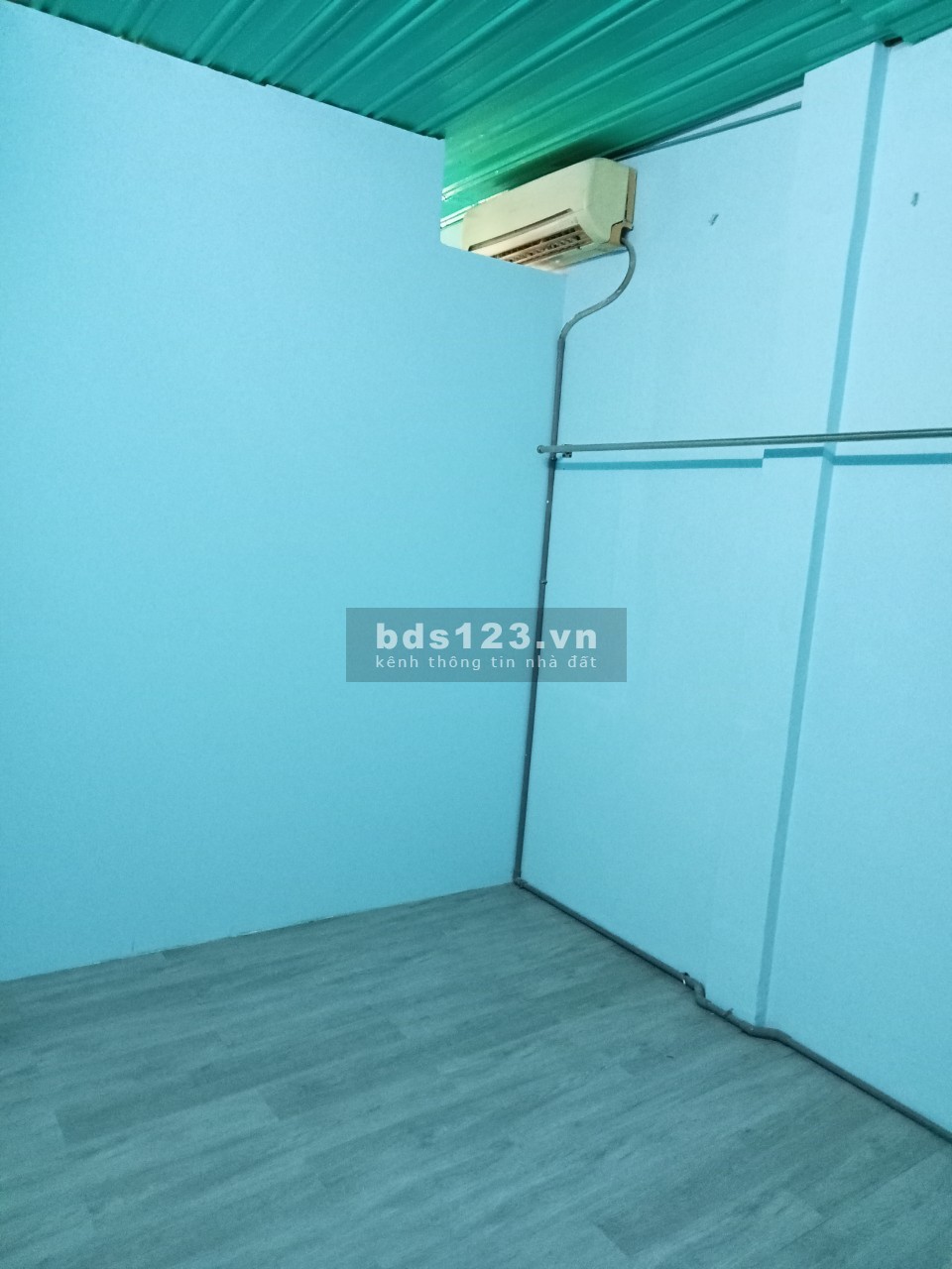 Cho thuê nhà nguyên căn (3,7m x 8,2m) 1 trệt, 1 lầu, 2WC, 2 P. ngủ