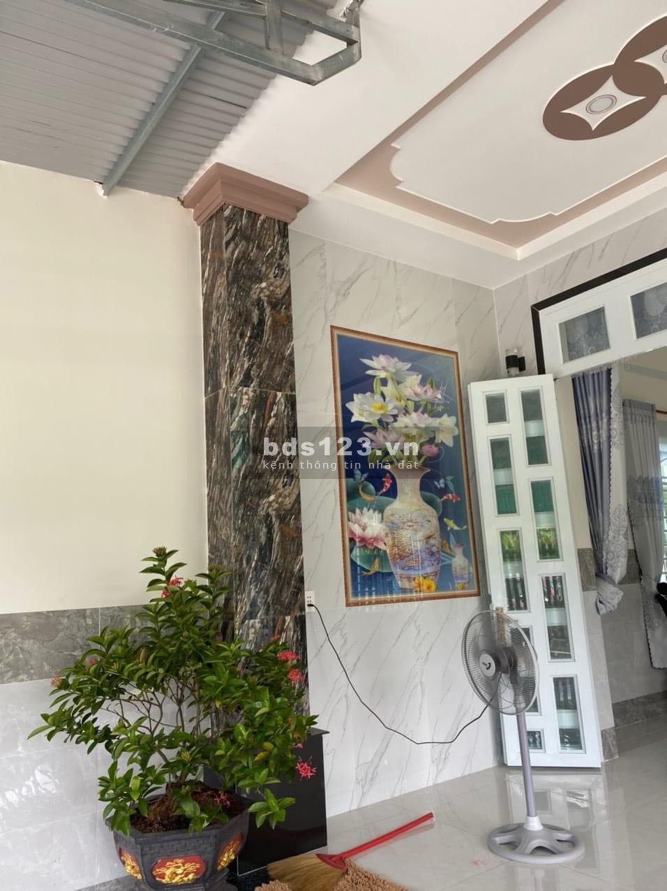 Bán nhà tặng nội thất 145m2 750tr 2pn 3wc 1pb 1pk Gò Dầu TN SHR