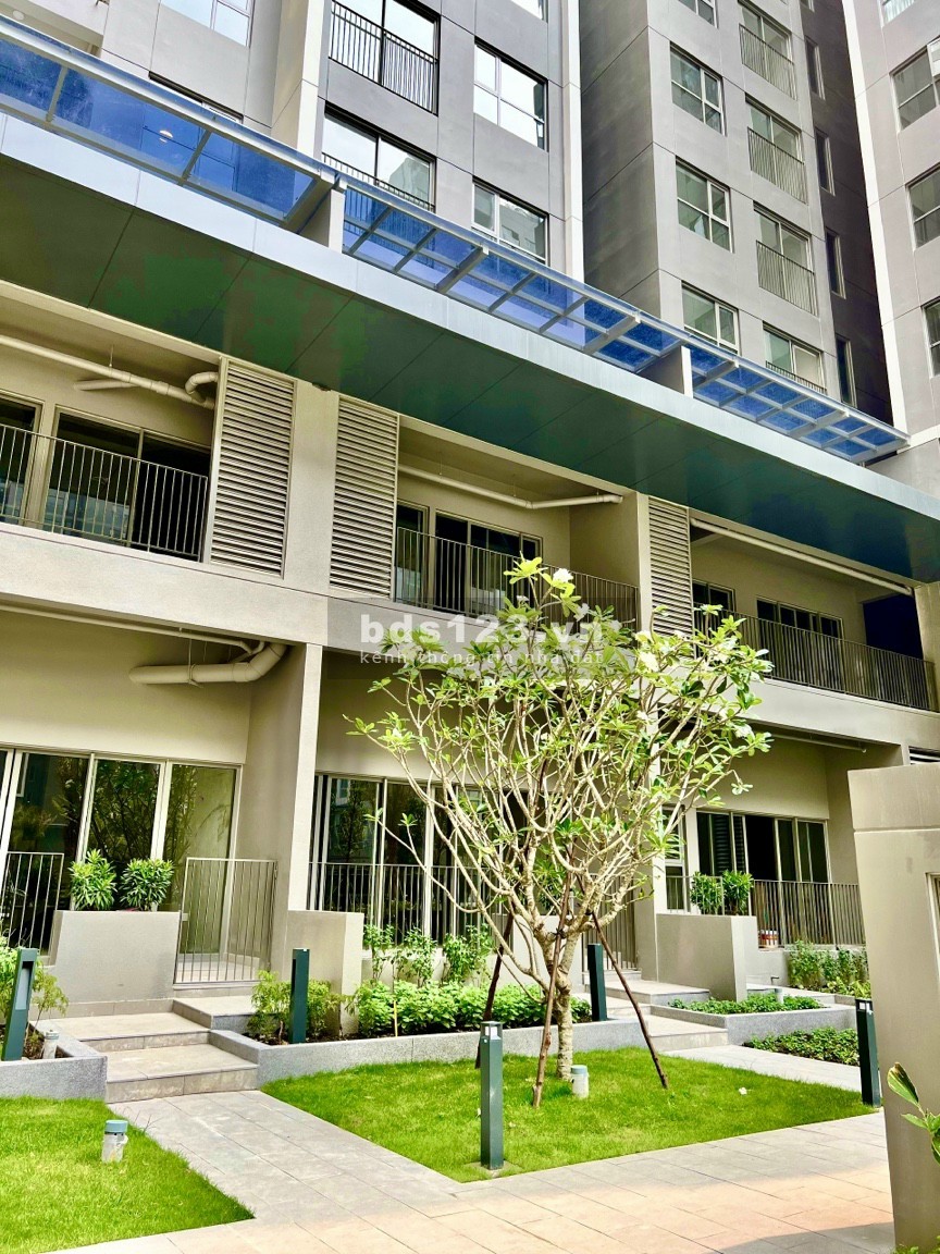 Cần bán 2 căn chung cư Wes Gate Park Tân Túc