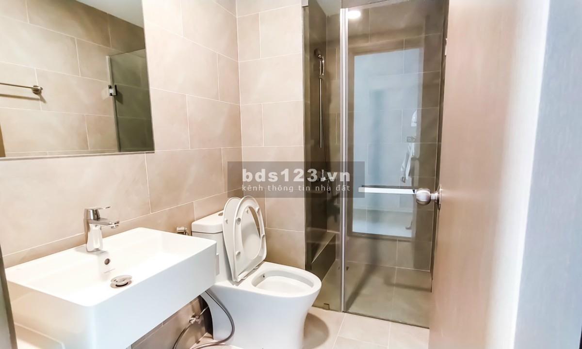 Cần bán 2 căn chung cư Wes Gate Park Tân Túc